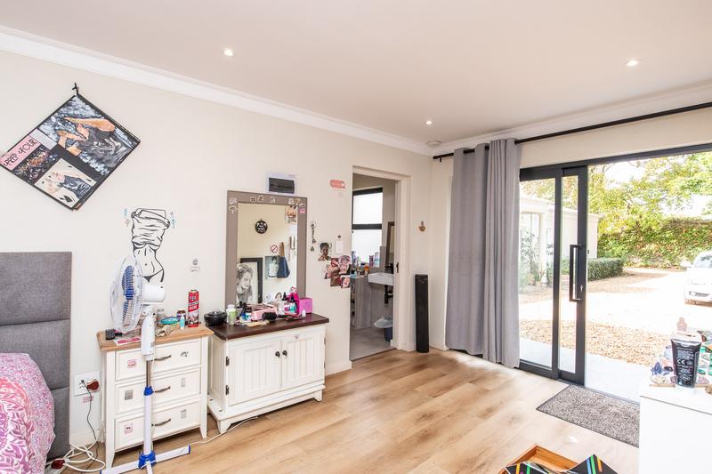 To Let 3 Bedroom Property for Rent in Constantia Western Cape